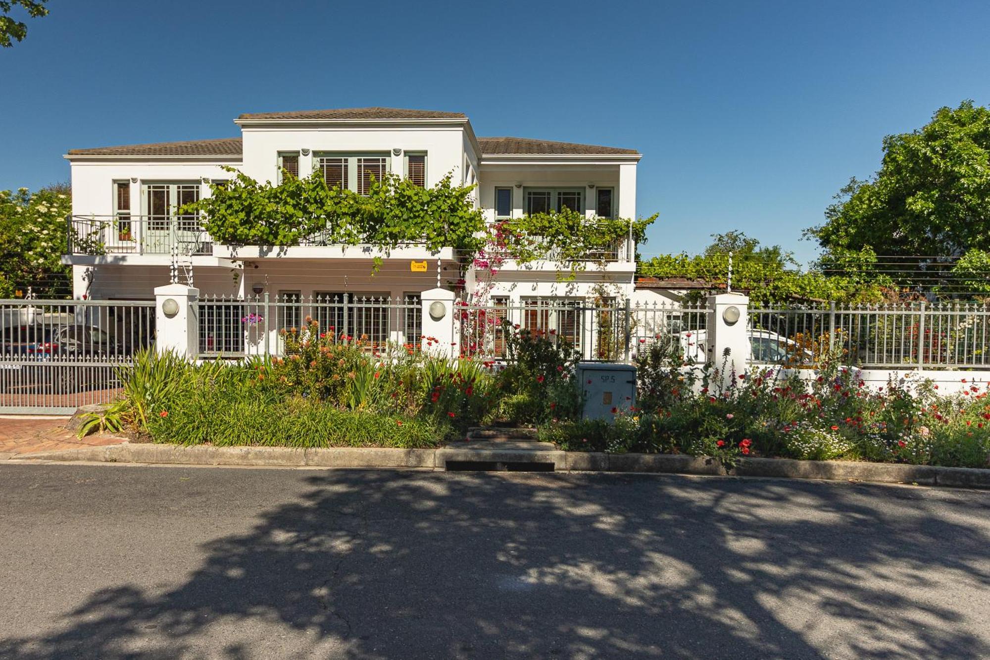 Bed and Breakfast Penelope's Municipalità locale di Stellenbosch Esterno foto